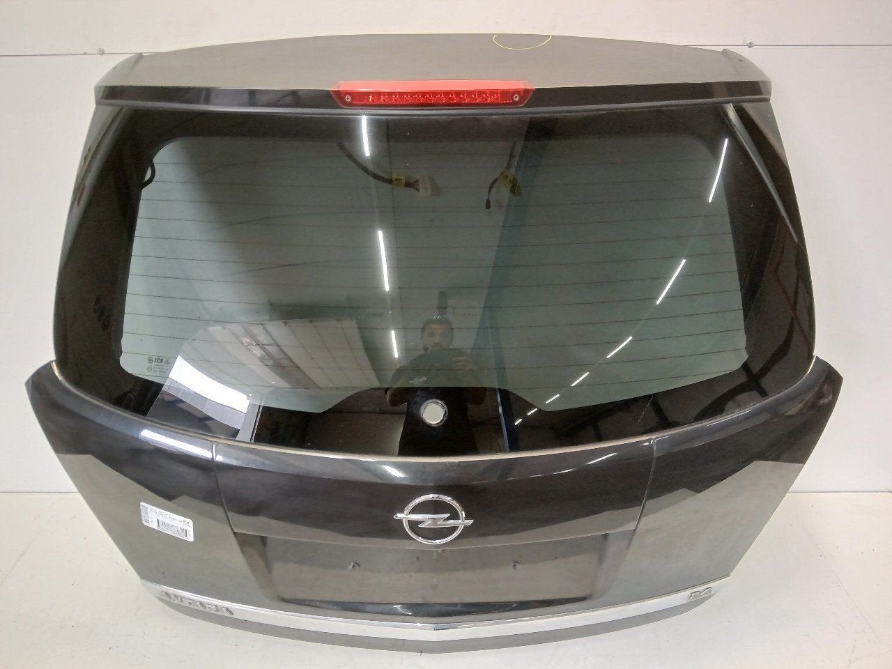 Achterklep Opel Antara, Onderdelen@venauto.nl, Van der Ven Autorecycling B.V., Arrière, Ettenseweg 76, 4706 PB Roosendaal, The Netherlands