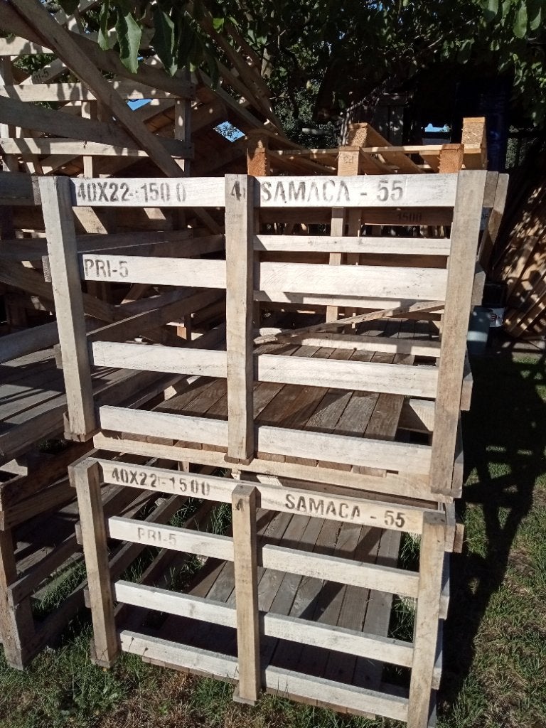 Houten bakken,houten,kisten ,houten kratten, Doe-het-zelf en Bouw, Kratten en Dozen, Zo goed als nieuw, Bak of Kist, Ophalen