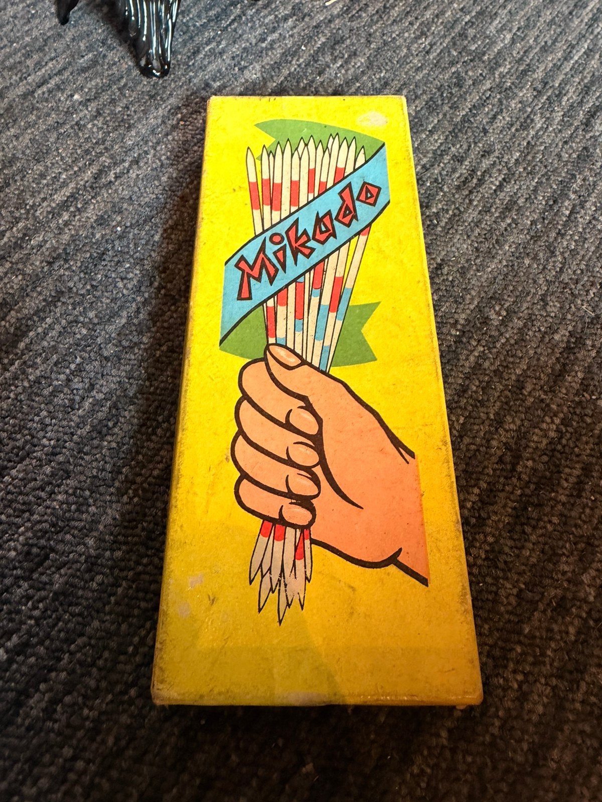 Antiek speelgoed, Ophalen