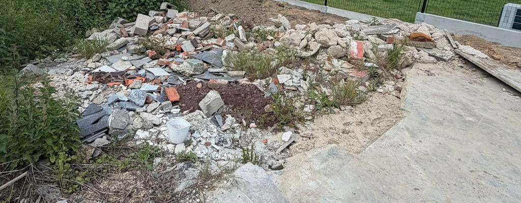 Gratis steenpuin, Enlèvement, Utilisé