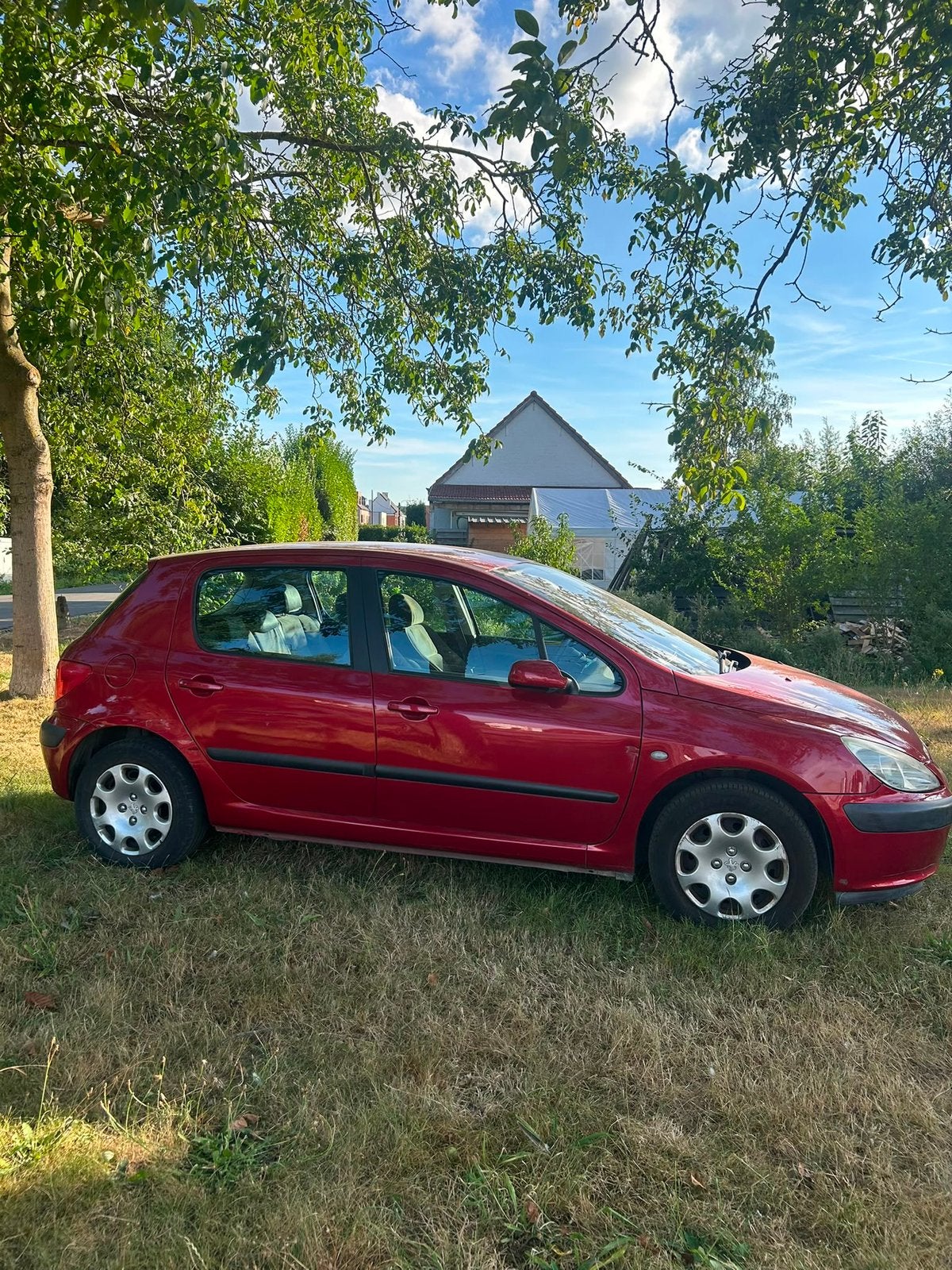 Peugeot 307, 1.4 essence, 120000 kms, Autos, Rouge, 4 portes, Boîte manuelle, 5 places