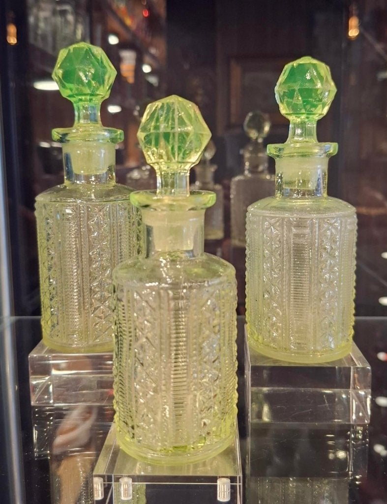 3 flacons de parfum en verre d'uranium., Enlèvement ou Envoi, Geen, Comme neuf, Geen