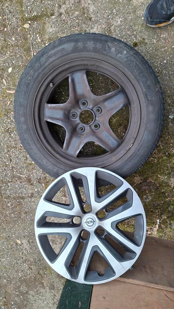 4x GM Stalen Velgen 17 "+ Sierdeppen Opel+TMPS sensoren, Enlèvement