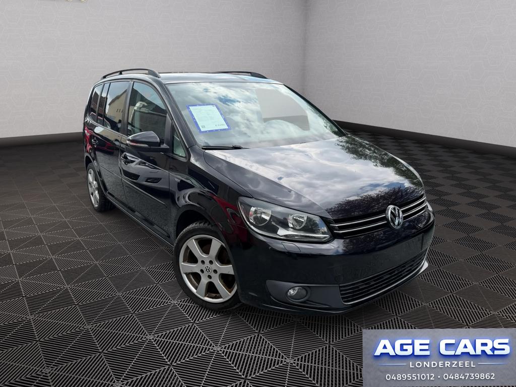 Volkswagen Touran Essence 7 places, Autos, 1197 cm³, Euro 5, Achat, Entreprise