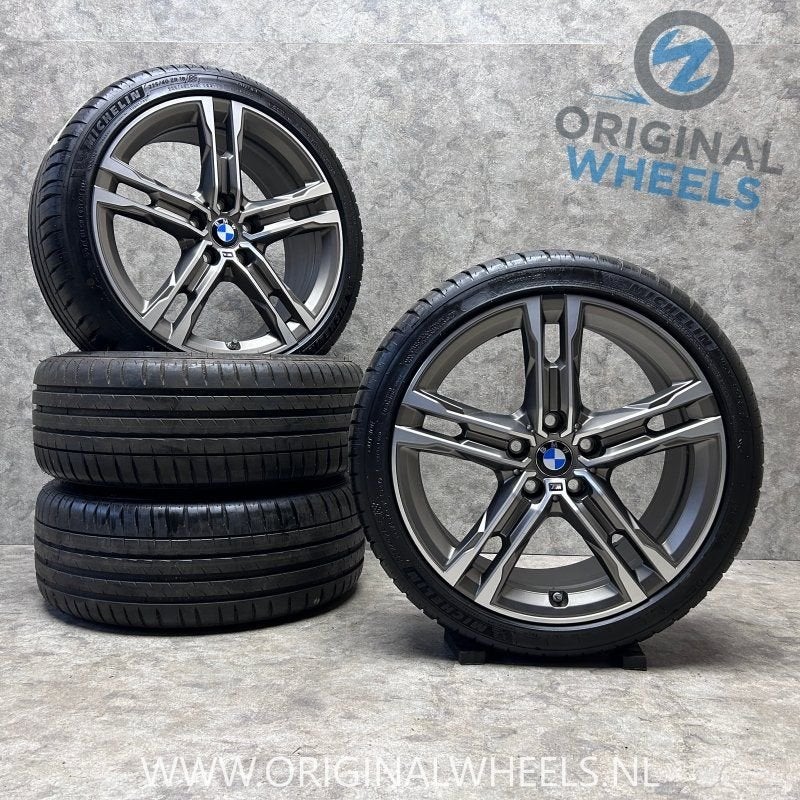 18 inch originele M velgen + zomerbanden BMW 1 serie F40, Pneus et Jantes, Pneus été, -, 18 pouces