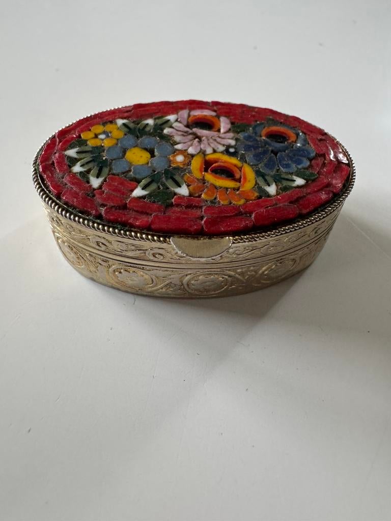 vintage Italiaans micro-mozaïek pillendoosje, Ophalen of Verzenden