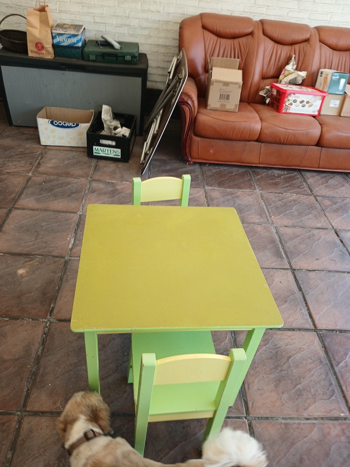 kinder  tafel met 2 stoellen, Ophalen
