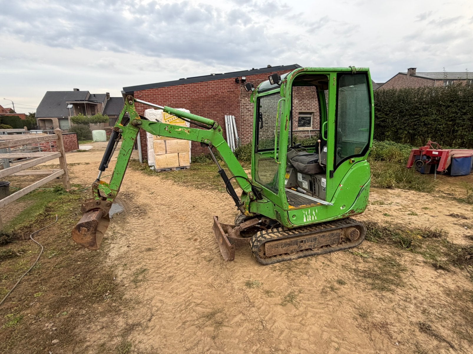 Minigraven yanmar, Zakelijke goederen, Ophalen