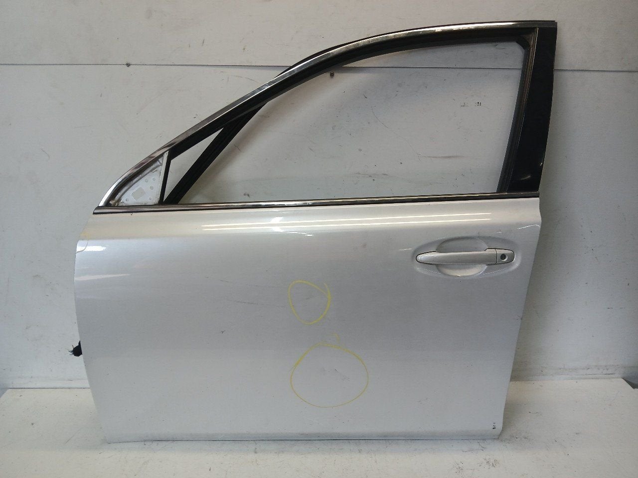 Portier links voor Subaru Legacy, Subaru, Onderdelen@venauto.nl, Van der Ven Autorecycling B.V., Ettenseweg 76, 4706 PB Roosendaal, The Netherlands