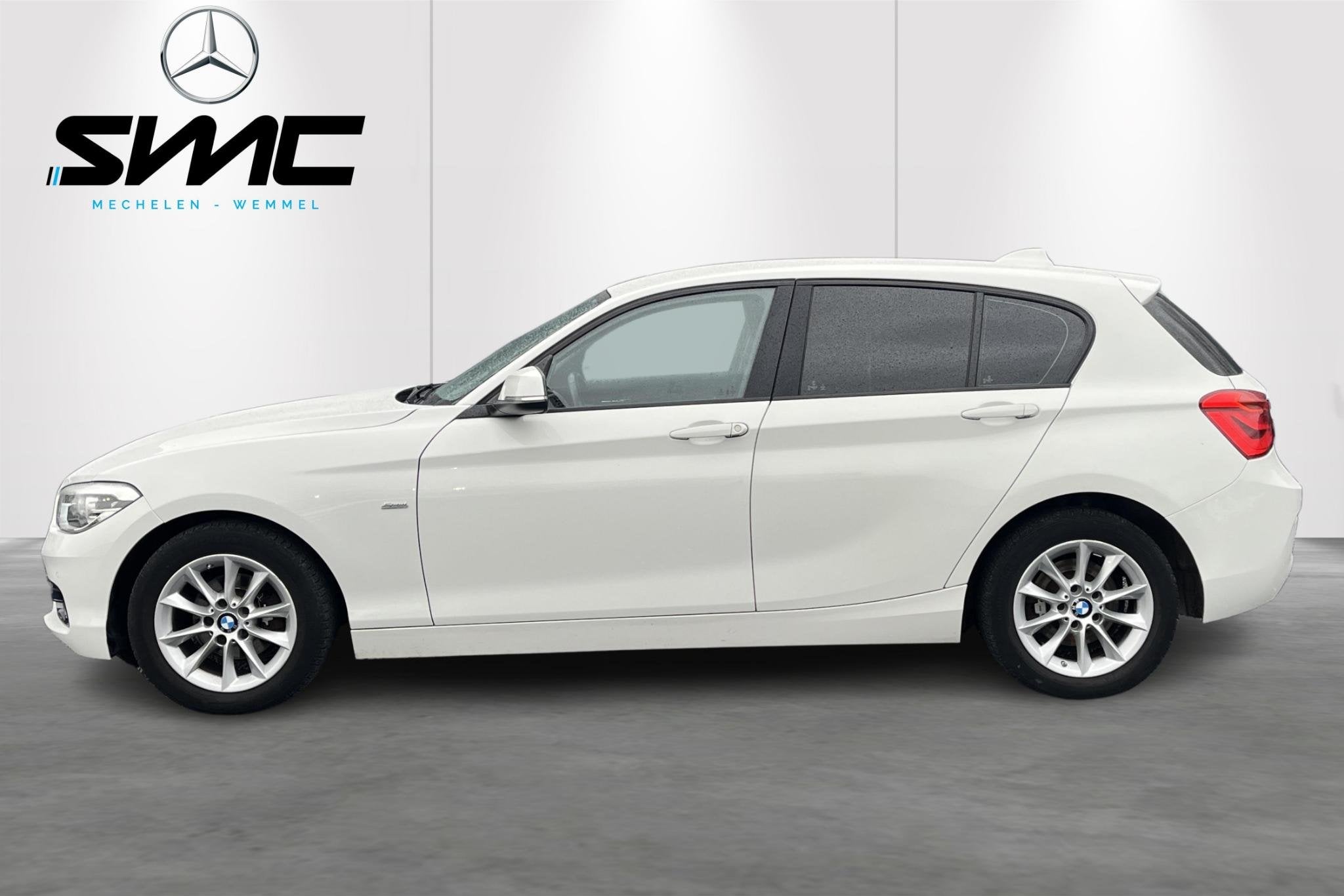 BMW 1-serie 118d Sport (automatique), https://public.car-pass.be/vhr/cc2ef398-1e9c-42f3-92b4-8c0e820fbcda, Achat, Noir, 5 portes