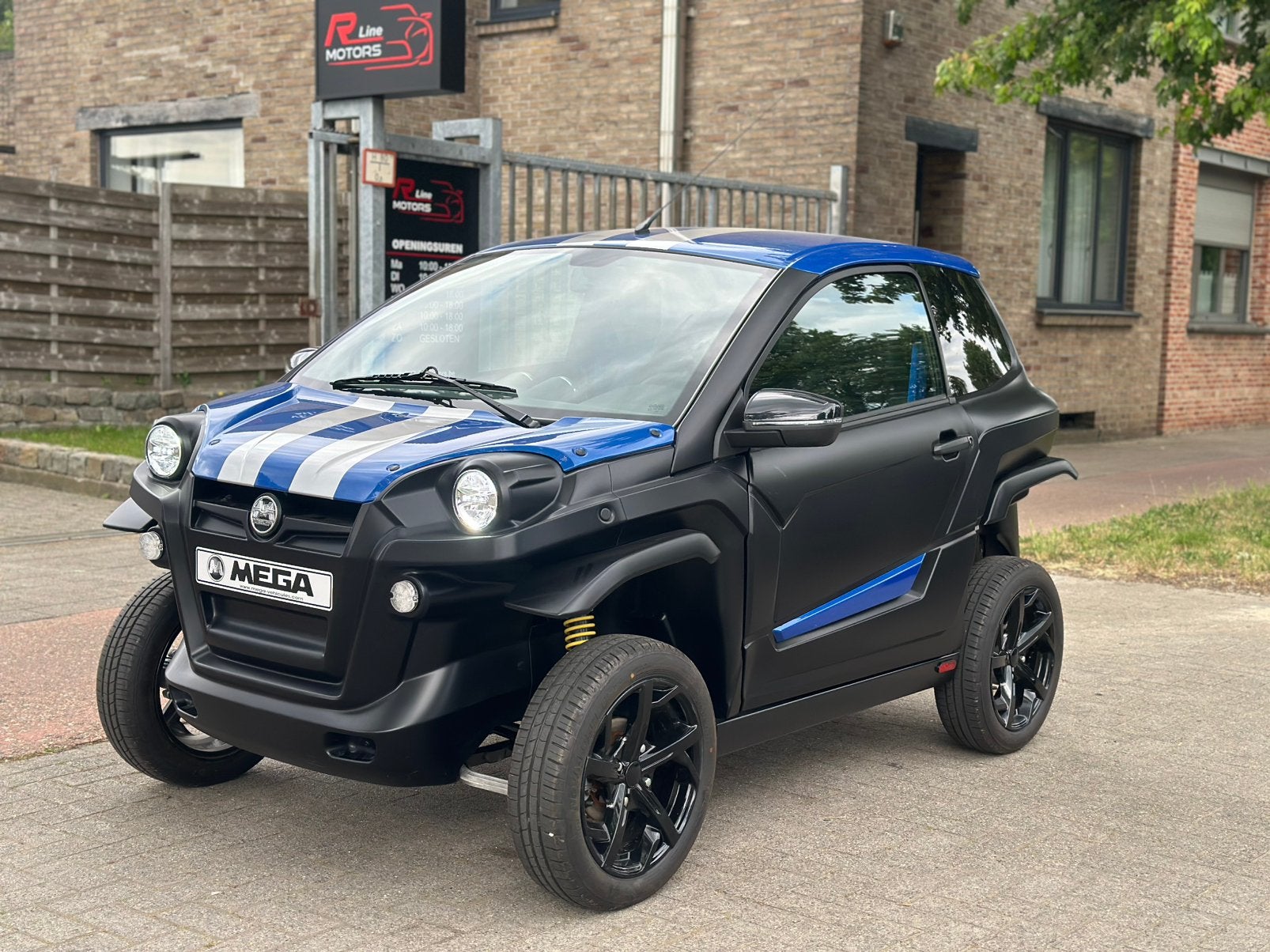 Mega E-Scouty - Nieuw - 19KM - 45km snelheid, Auto's, Aixam, Automaat, Blauw, Leder, Te koop