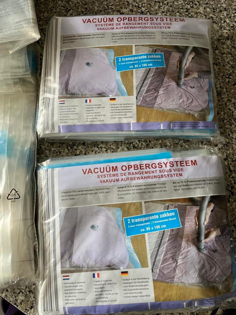 Lot rangement maison : sacs sous vide, Hobby en Vrije tijd, Scrapbooking, Ophalen, Zo goed als nieuw