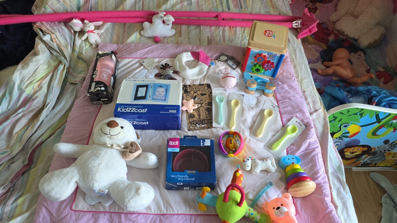 Gros lot pour bébé et jeune enfant. Idéal cadeau de naissanc, Enfants & Bébés, Enlèvement ou Envoi