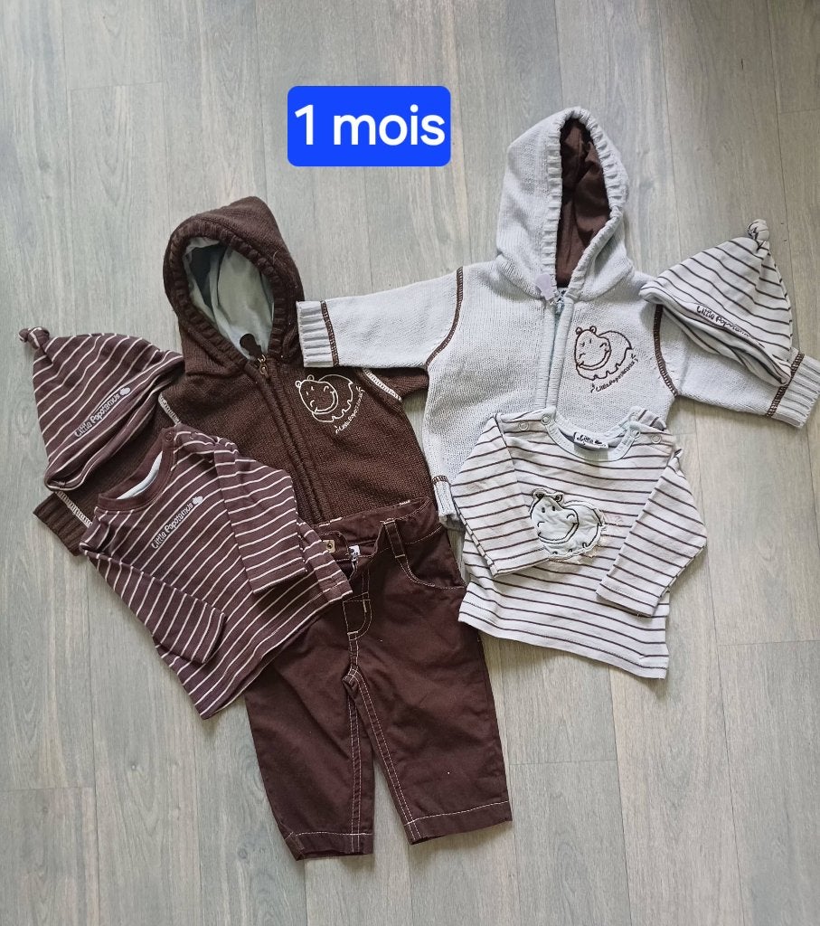 Lot vêtements bébé 1 mois, Enlèvement, Comme neuf, Taille 50