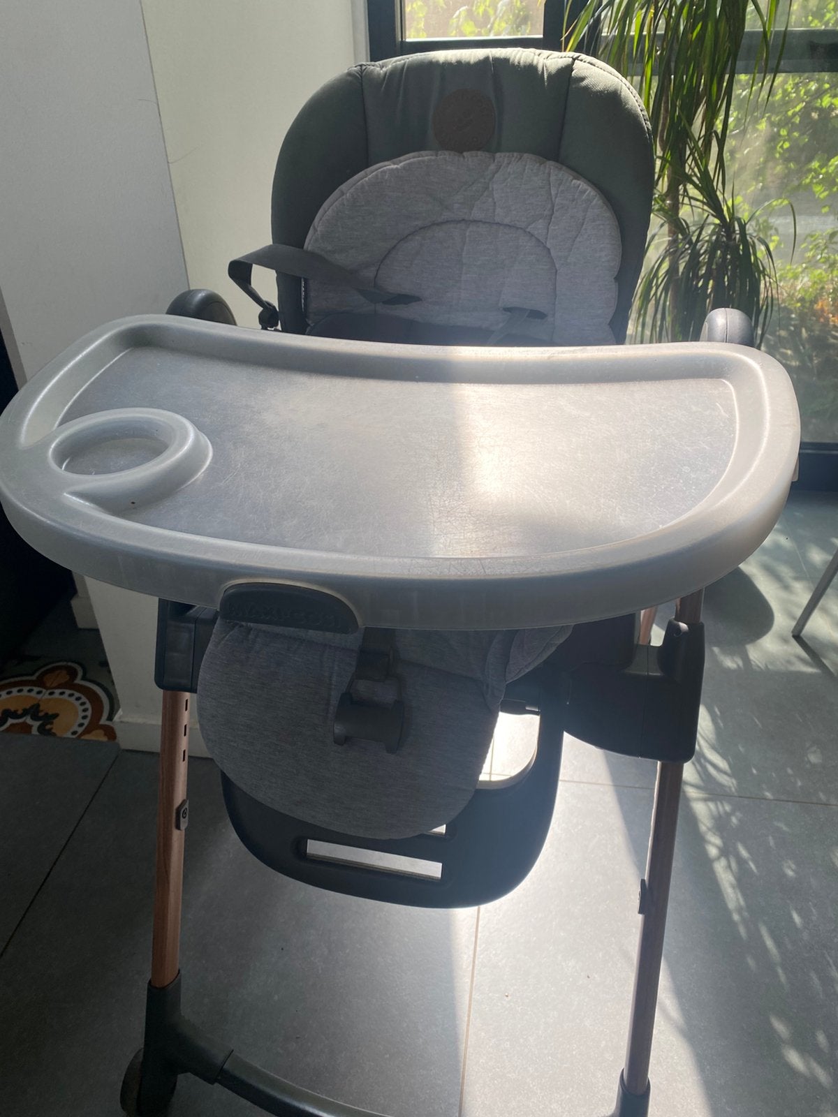 Maxi-Cosi kinderstoel / eetstoel – grijs met houtlook, Ophalen, Gebruikt, Overige typen