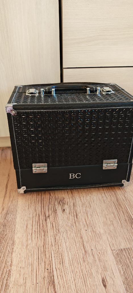 Malette de maquillage, Bijoux, Sacs & Beauté, Boîtes de maquillage & Beauty case, Softcase, Avec miroir(s), Enlèvement, Utilisé