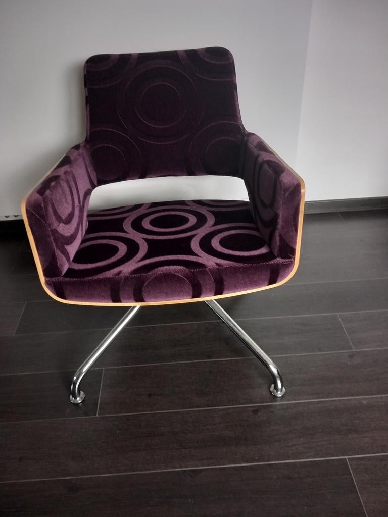Chaise pivotante Thonet S847 à l'état neuf, Enlèvement ou Envoi