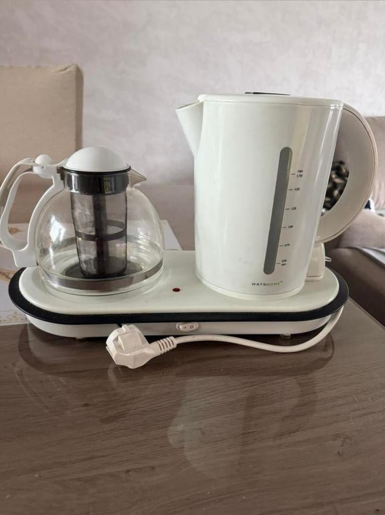 Gloednieuwe elektrisch theemachine Watshome, Elektronische apparatuur, 1 tot 2 liter, Ophalen, Nieuw