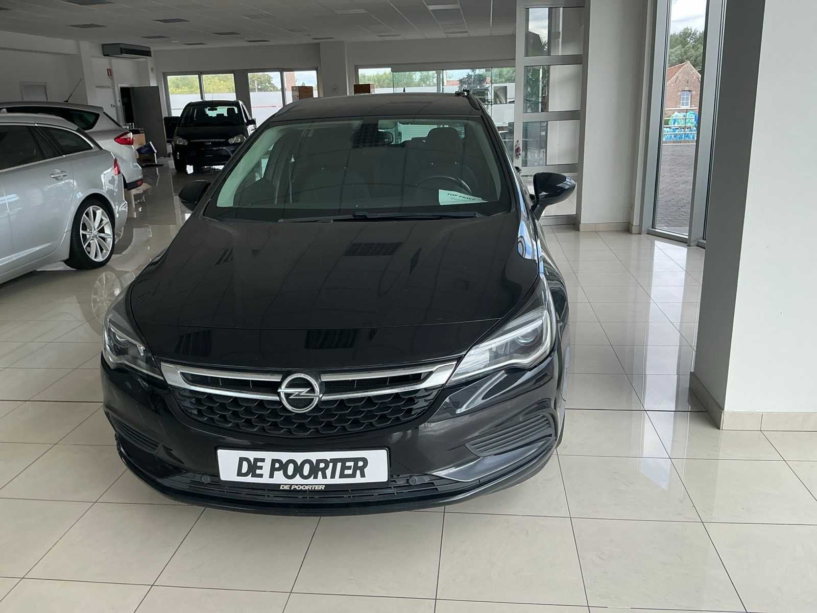 Opel Astra Sports Tourer Stationwagen, Auto's, Gebruikt, Euro 6, Bedrijf, Handgeschakeld