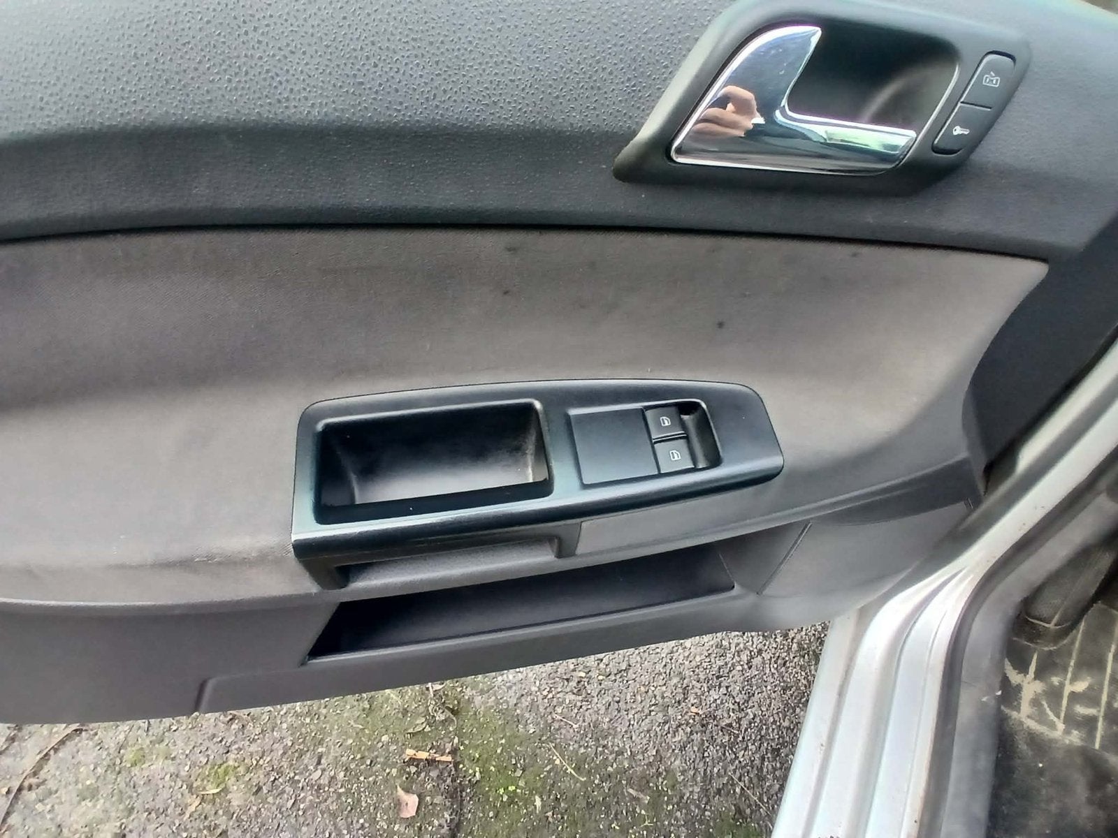 VW polo 1.2i Essence avec Airco 120.000km lisez l'annonce., Autos, Volkswagen, Argent ou Gris, Achat, Entreprise, Boîte manuelle