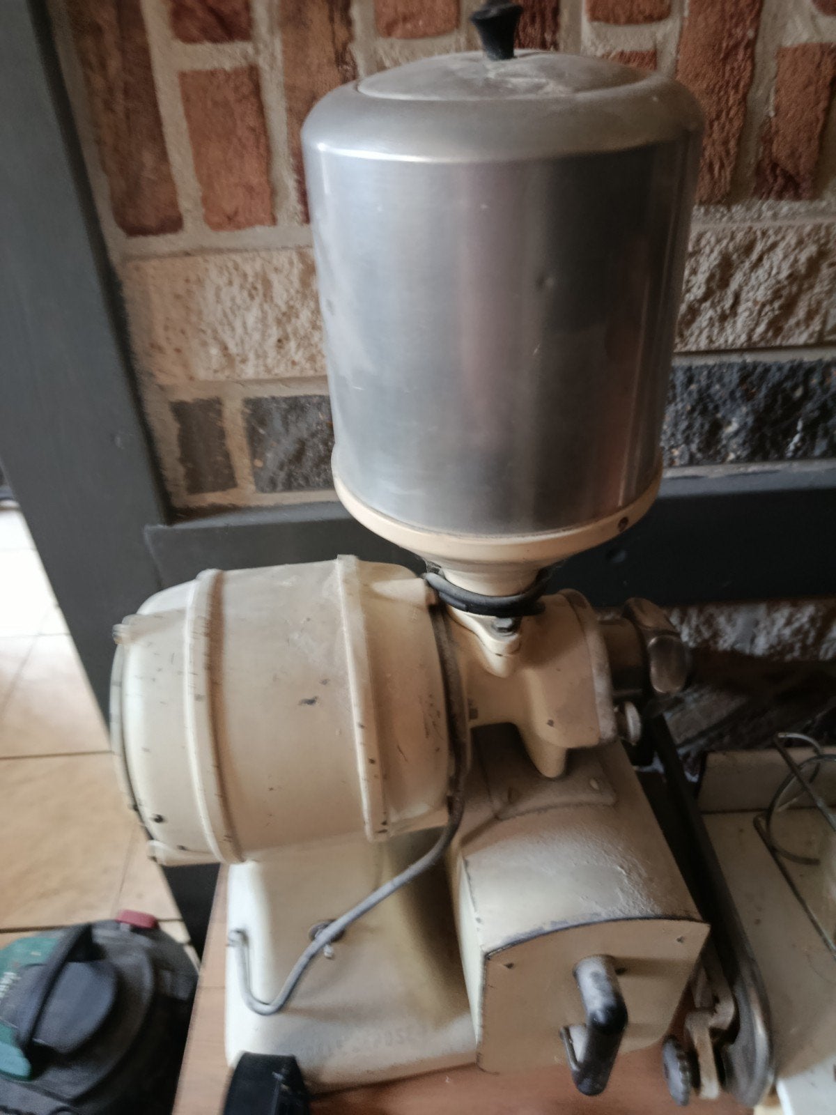 vintage koffie molen electrisch, Antiek en Kunst, Ophalen