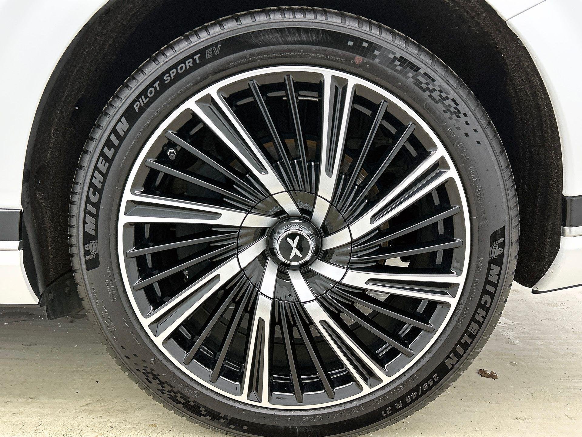 XPENG G9 BEV 98KWH Performance AWD (automatique), Autos, Euro 6, Entreprise, Noir, 5 portes