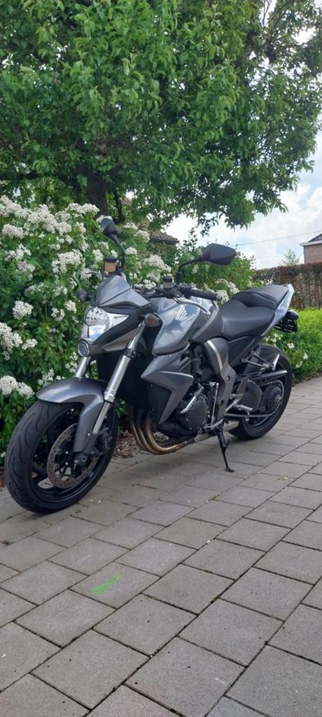 Honda cb1000r, Motos, Particulier, 4 cylindres, 1000 cm³, Naked bike