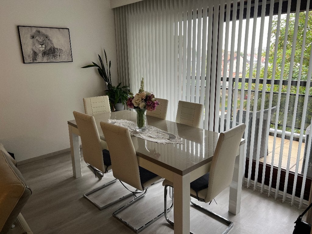 Table + 8 chaises, Maison & Meubles, 150 à 200 cm, Cinq personnes ou plus, Enlèvement, Utilisé