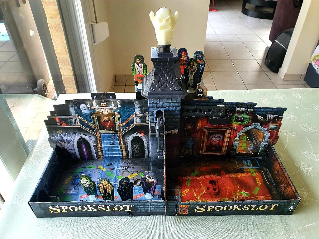 Spookslot, Enlèvement, Comme neuf, 999 Games
