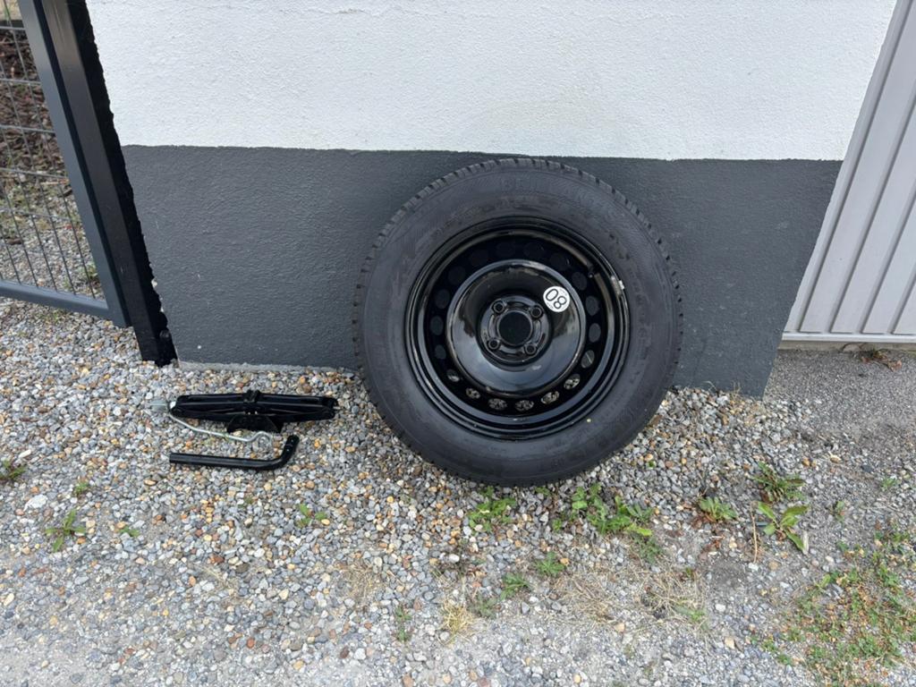 Renault, Dacia reservewiel met band (185/65R15 88T) nieuw, Auto-onderdelen, Ophalen, Nieuw, Renault