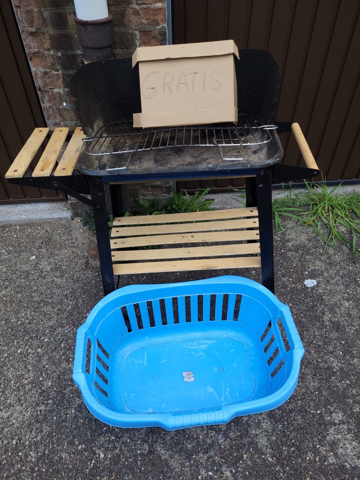 BBQ en wasmand  ., Tuin en Terras, Ophalen, Gebruikt