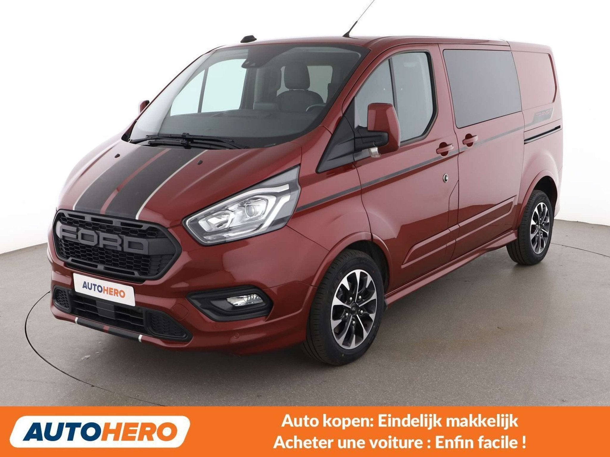 Ford Tourneo Custom 2.0 TDCi 320 L1 Tourneo Sport (bj 2022), Auto's, Gebruikt, 217 g/km, Leder, 5 deurs