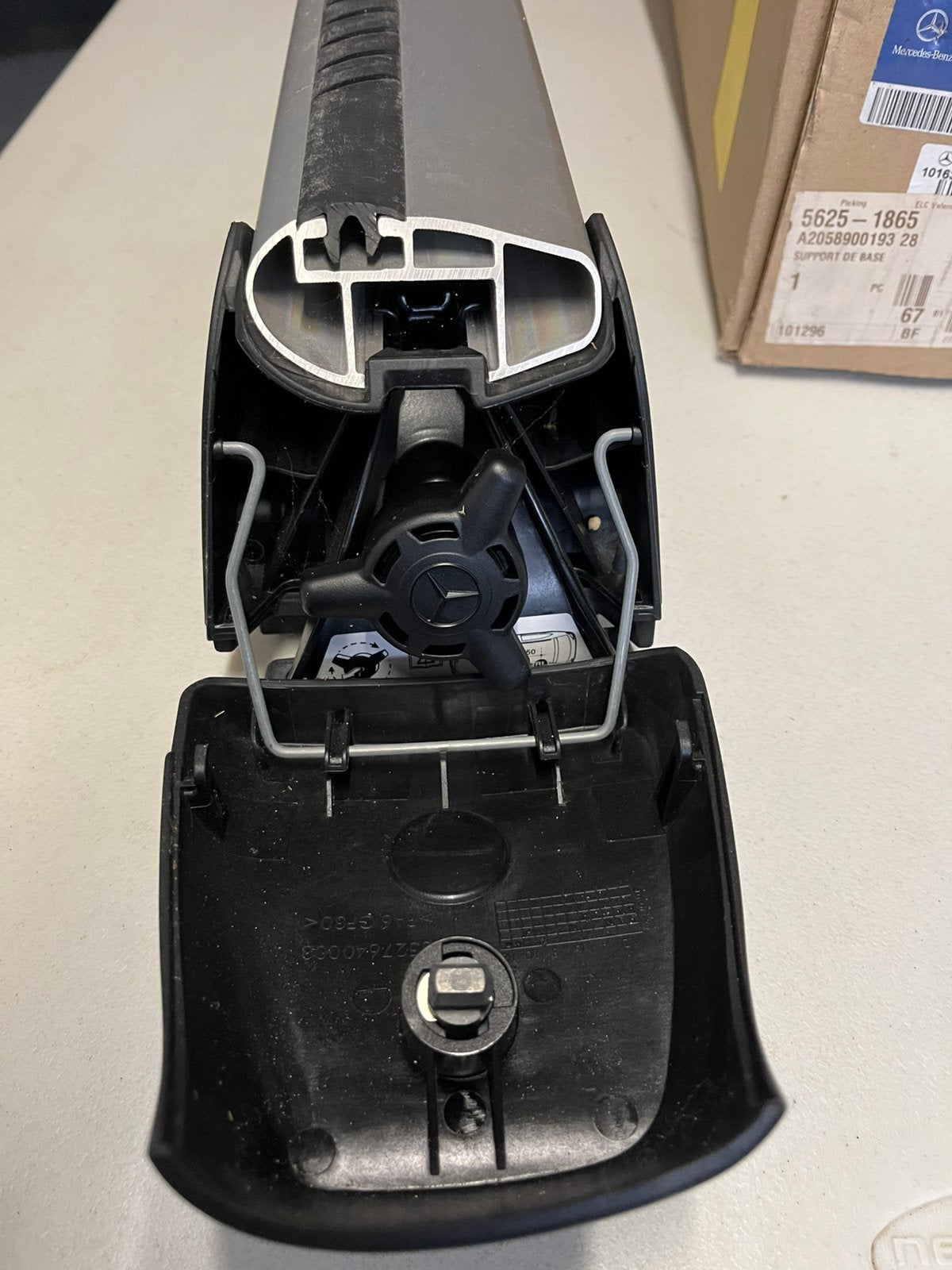 Dakdragers Mercedes C200d break., Auto diversen, Ophalen, Zo goed als nieuw