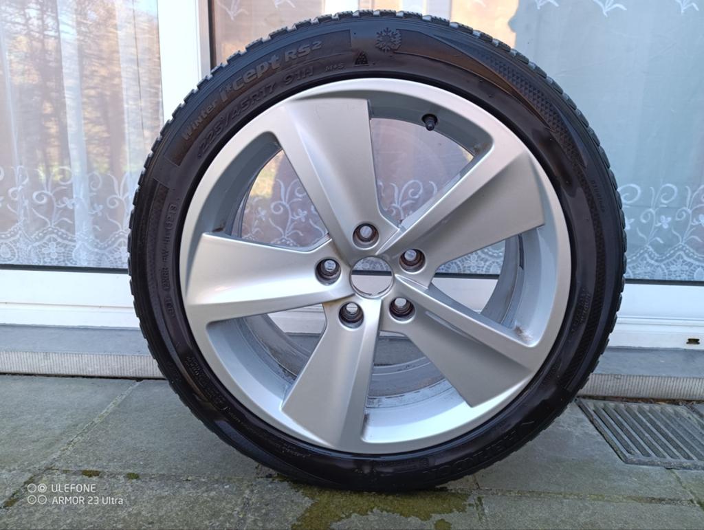Winterbanden seat Leon 17inch, Autos : Pièces & Accessoires, Pneus & Jantes, Enlèvement, Pneus hiver