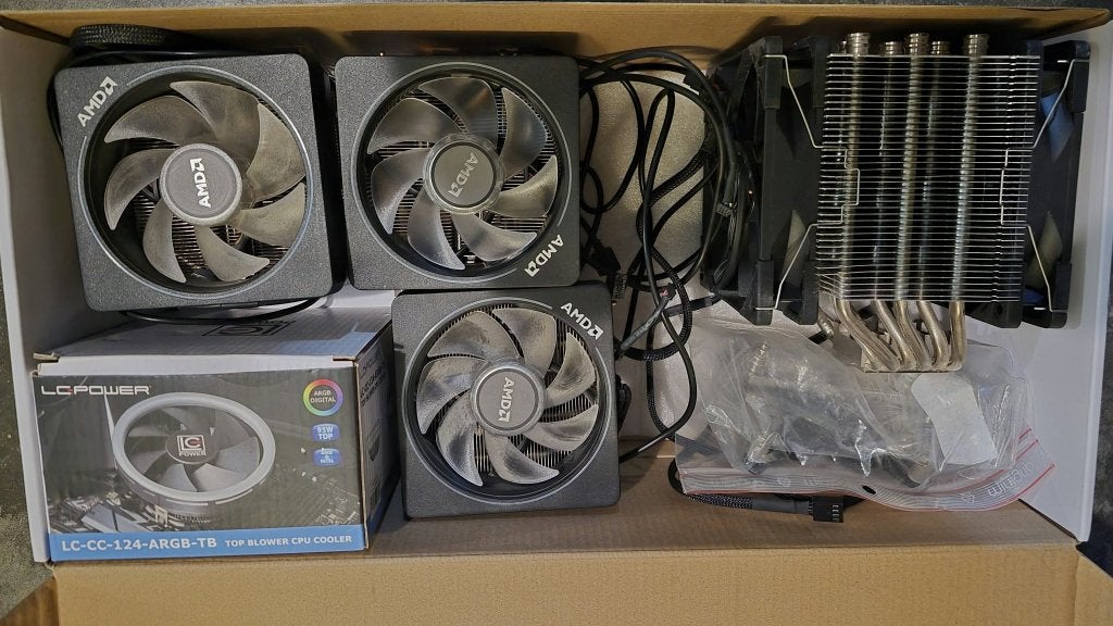 5 AMD 4 of 5 Ryzen CPU-koeling, Computers en Software, Ophalen of Verzenden, AMD Ryzen 7