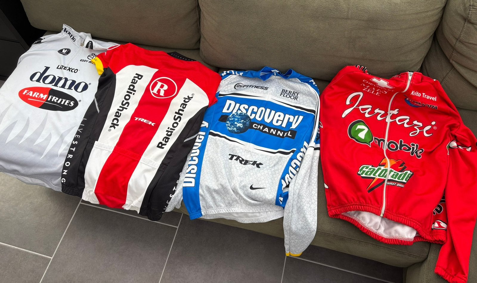 Retro wielerkledij ,eventueel ook apart te koop, Fietsen en Brommers, Ophalen of Verzenden, Zo goed als nieuw