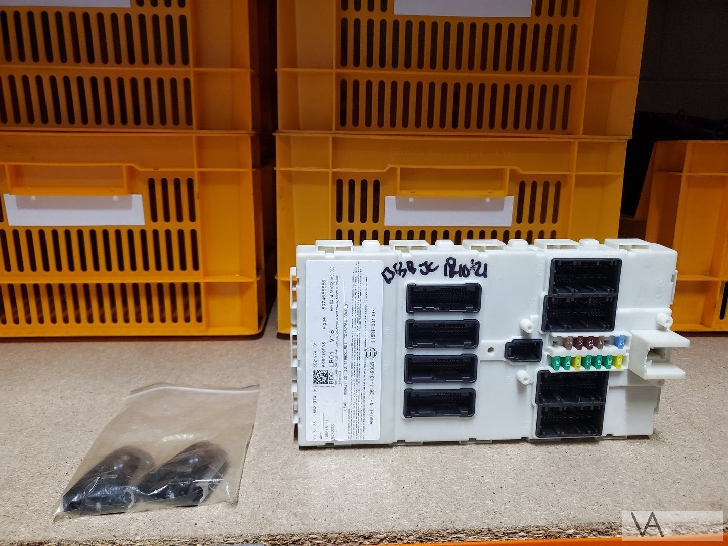 BMW X1 F48 2014 - 2022 / 2 Tourer zekeringkast 6821974 €75, Gebruikt, -, -, Ophalen of Verzenden