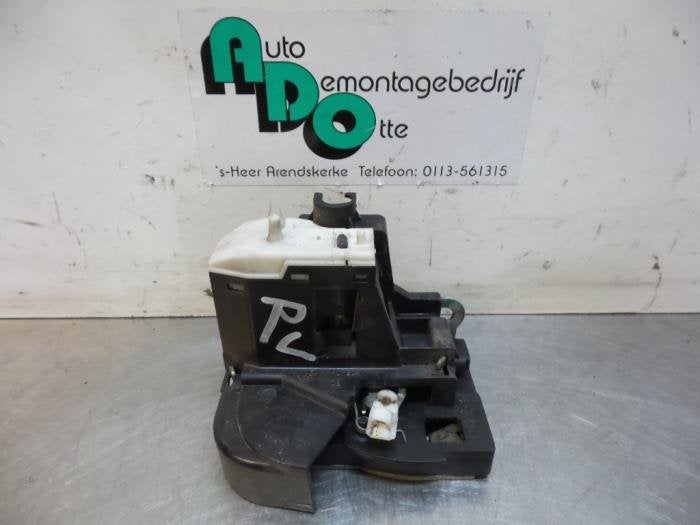 Serrure portière mécanique 2portes droite d'un Renault Cli, Renault, -, Utilisé, -