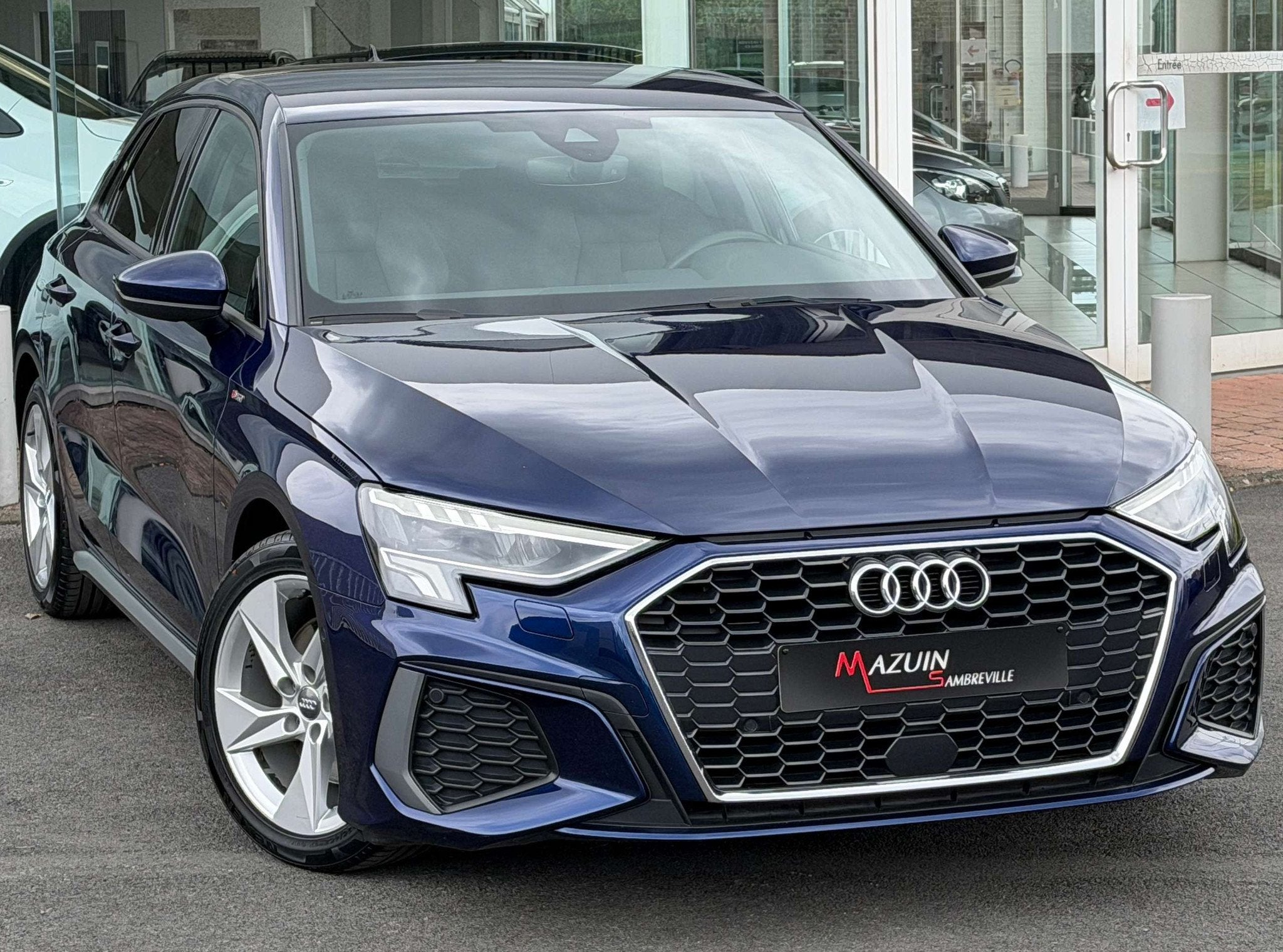 Audi A3 Sportback 30 TFSI * S line * CarPlay * Caméra * Gar, LED verlichting, Gebruikt, https://public.car-pass.be/vhr/b7935feb-0369-47ec-b9e0-29b451c8df59