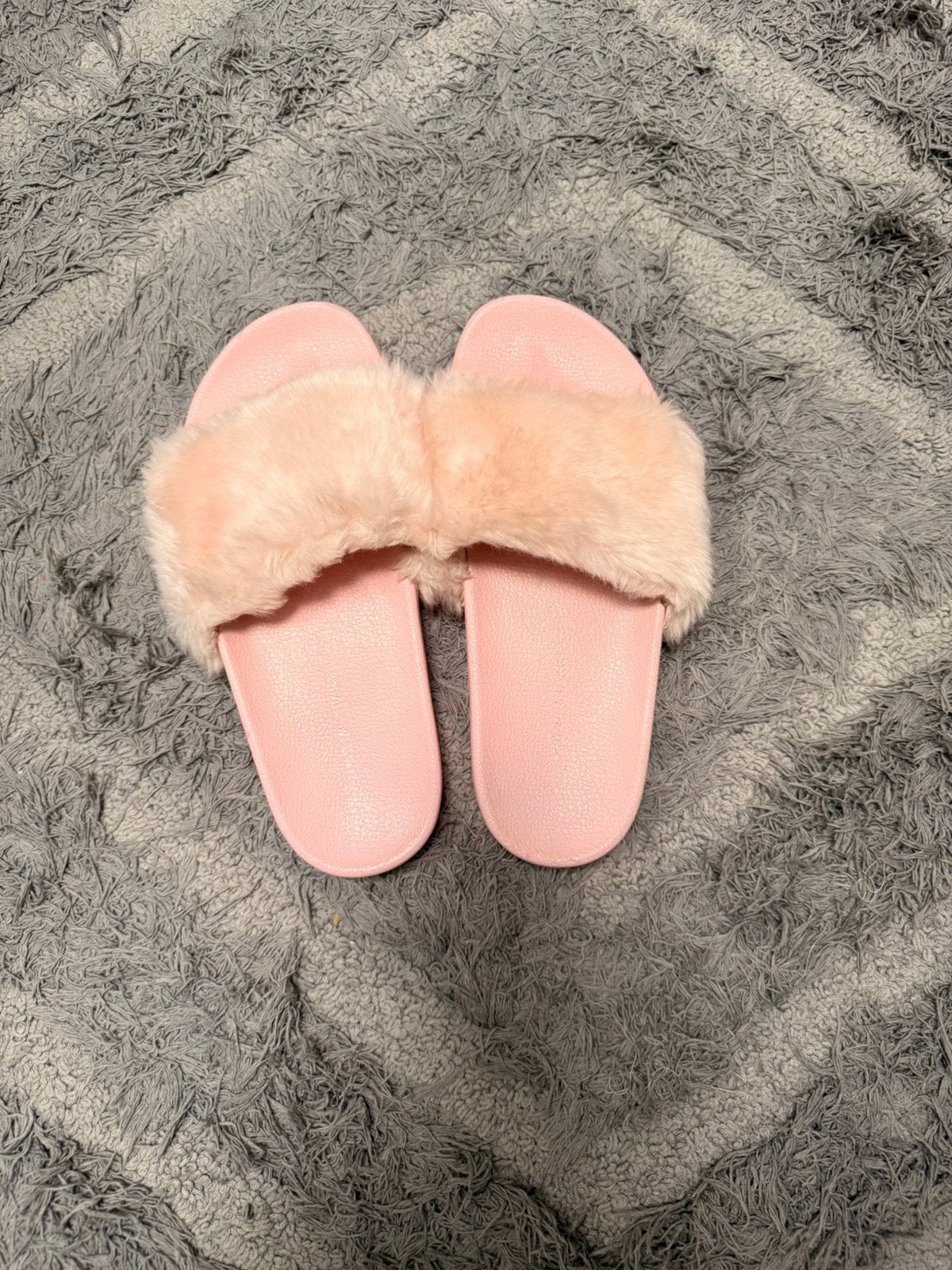 Roze slippers van New Look, Ophalen of Verzenden, Zo goed als nieuw, Roze, Pantoffels of Sloffen