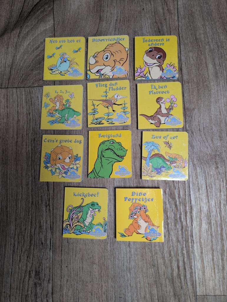 Platvoet en zijn vriendjes - boekenreeks in karton., Ophalen of Verzenden