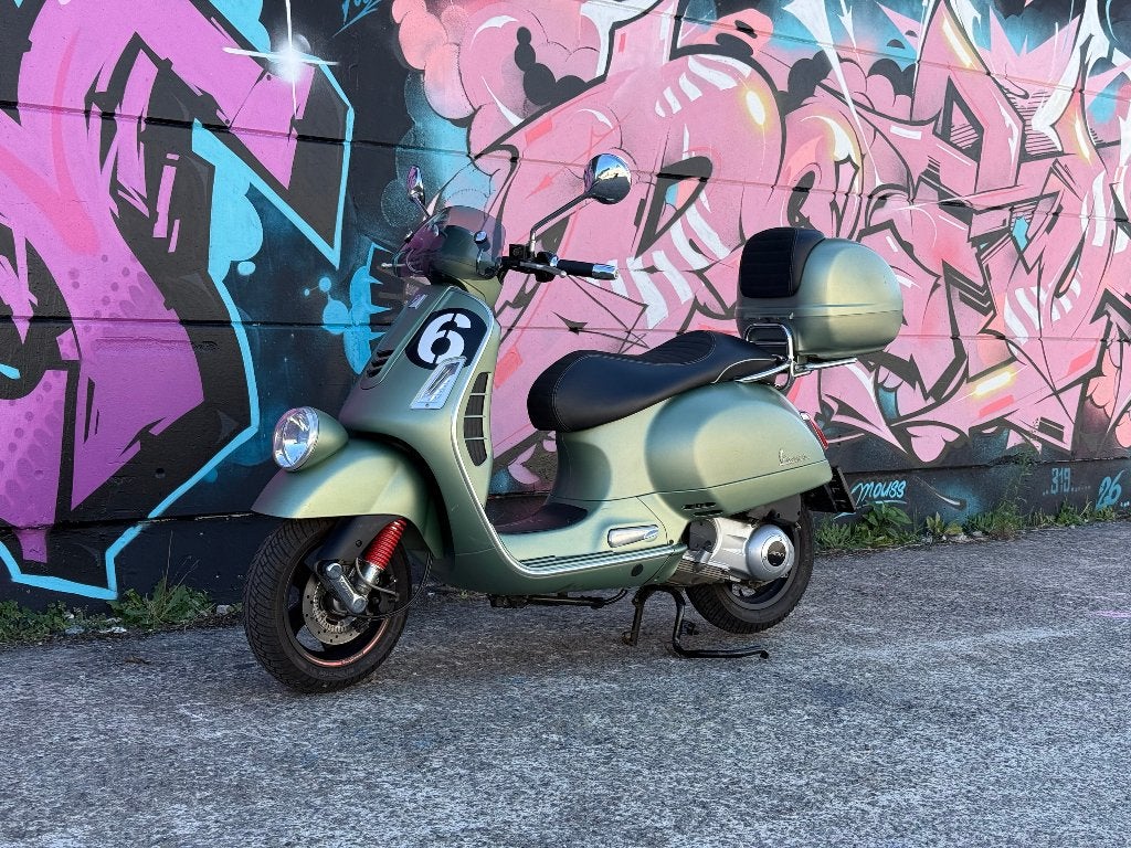 VESPA GTV 300 SEI GIORNI – 2017 – 7.170 KM – 4.300 €, Vélos & Vélomoteurs, Autres modèles, 300 cm³, Comme neuf, Enlèvement
