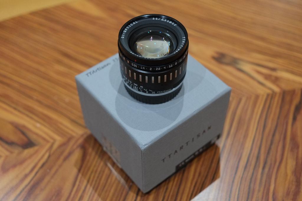 Objectif TTArtisan 35mm f0.95 pour Fujifilm X, Enlèvement, Comme neuf