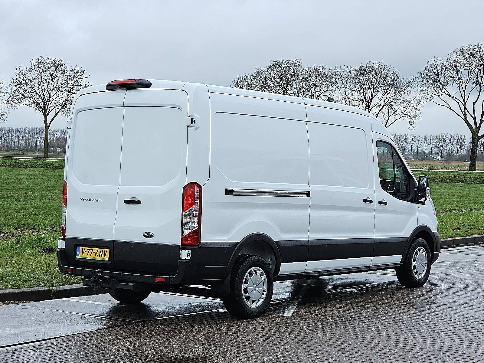 Ford Transit 350 2.0 TDCI L3H2 Trend (bj 2024), 241 g/km, Stof, 4 cilinders, Wit