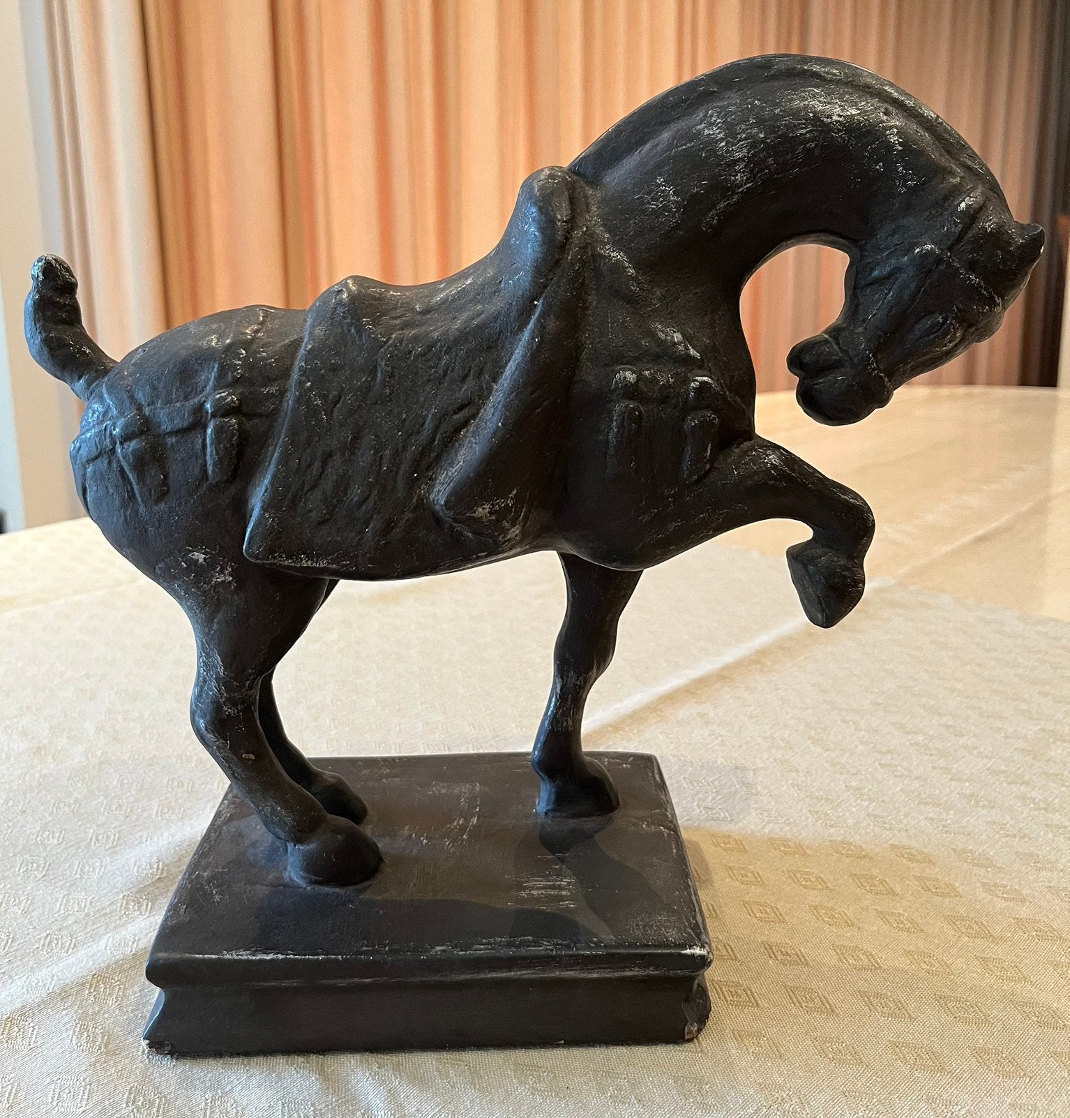 Decoratief paardenbeeld Austin  30 cm hoog, Ophalen
