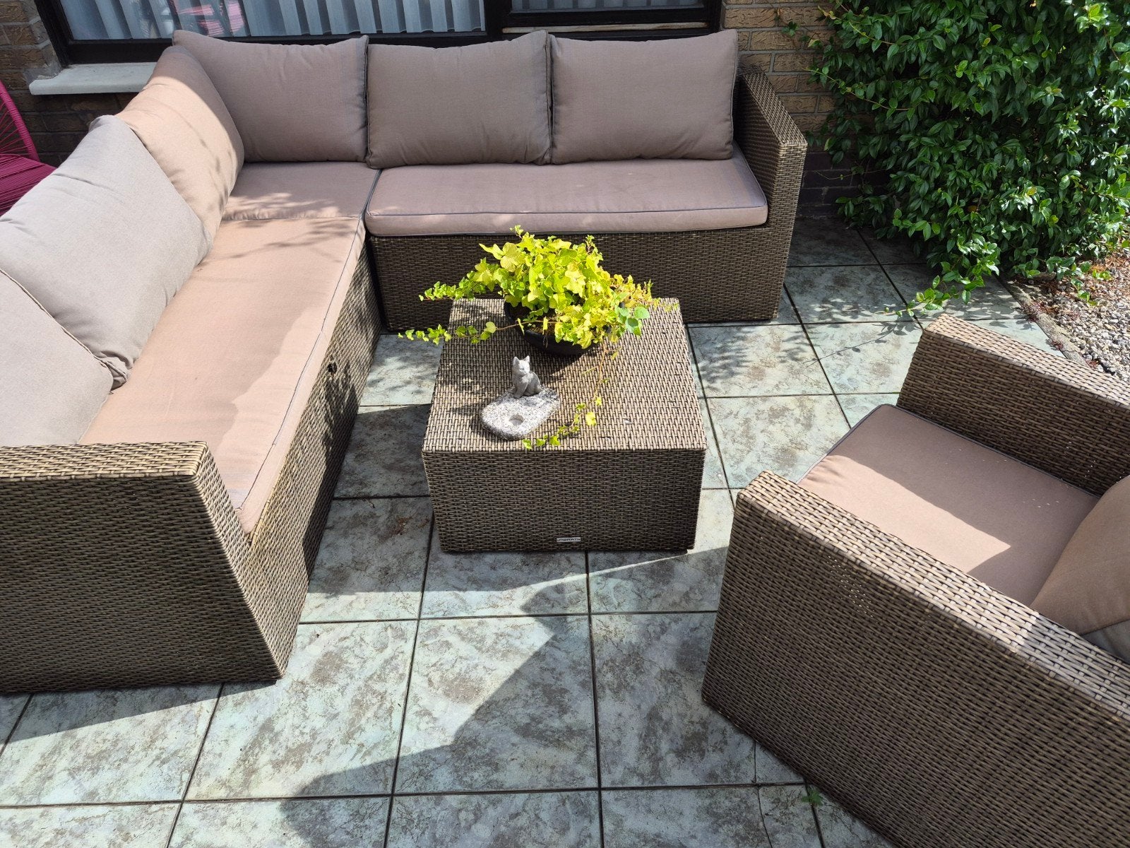 Loungeset met kussens en tafel ( Morati ), Tuin en Terras, Ophalen, Loungeset