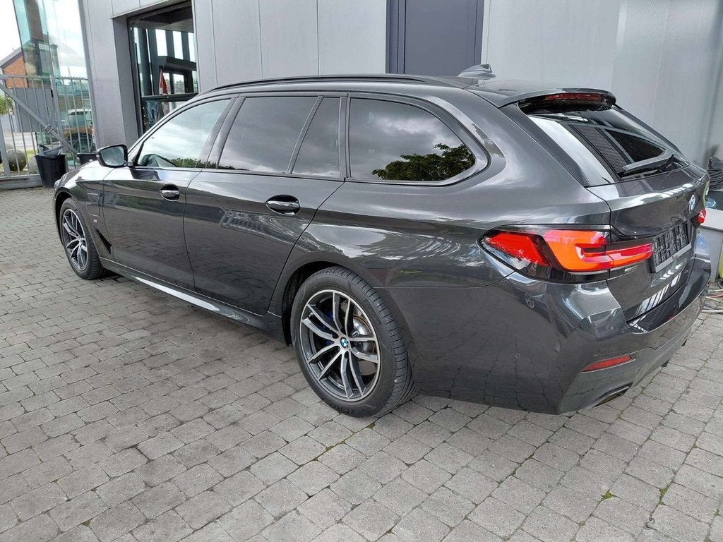BMW 5 Serie 530 Touring 530e M-PACK. 1 EIG. FULL FULL OPTION, Autos, BMW, Cuir, Entreprise, 5 portes, 44 g/km