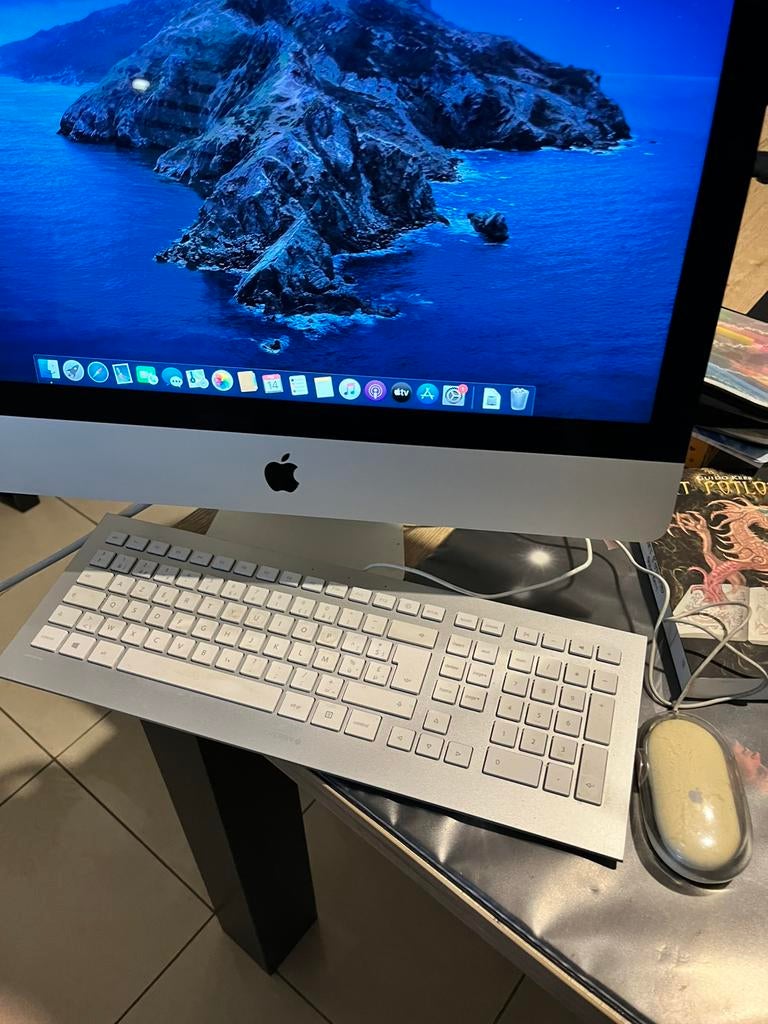 Mac 21 inch 1TB i5, Computers en Software, Apple Desktops, Ophalen, Zo goed als nieuw, IMac