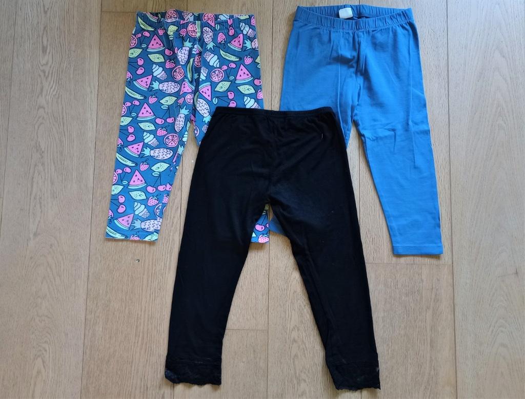 3 leggings capri - taille 140 (10 ans), Enfants & Bébés, Vêtements enfant | Taille 140, Enlèvement, Utilisé, Ensemble