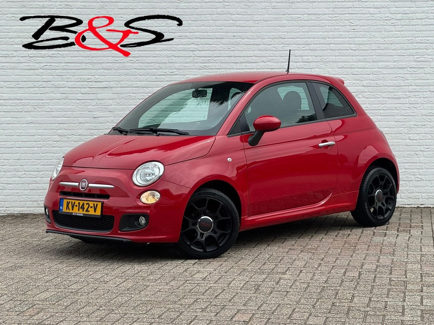 Fiat 500 1.2 Sport Nieuwe distributieriem Airco Bluetooth Na, Auto's, Fiat, Zwart, Bedrijf, Handgeschakeld, 117 g/km